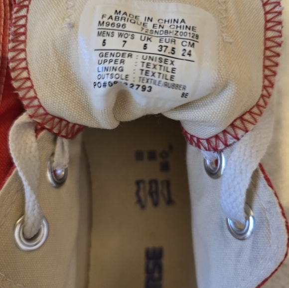 CHUCK TAYLOR UNISEX ALL STAR RED CONVERSE LOW TOP M5 W7 Pre-owned EUC - Picture 2 of 11